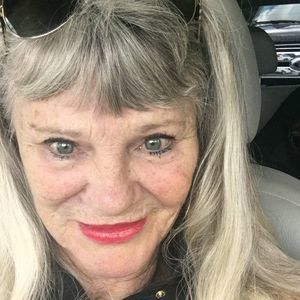 Meet your Posher, Aly